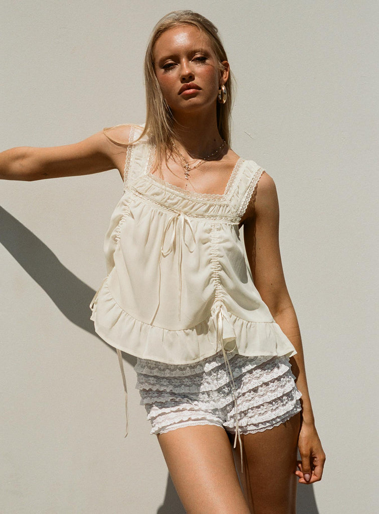 即日発送ベージュPaula lacey chiffon tops andmary Eluisa Lace Top Cream | Princess Polly