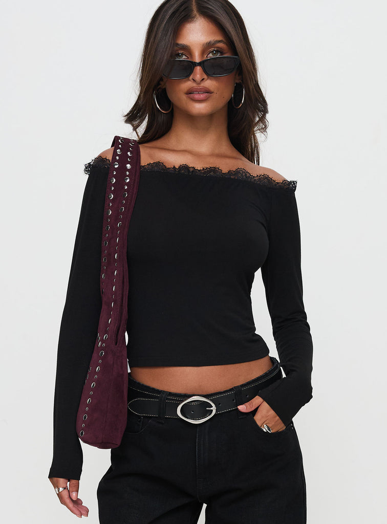 トップス S lace trim off shoulder tops BLACK 1-modelinfo-selina-