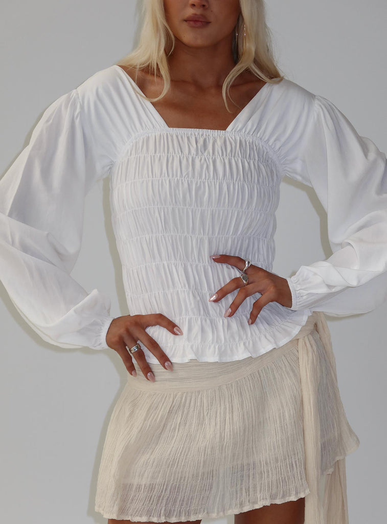 13-modelinfo-ayla-