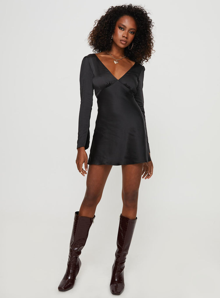 Buy Nelly Slim Long Sleeve Dress - Black
