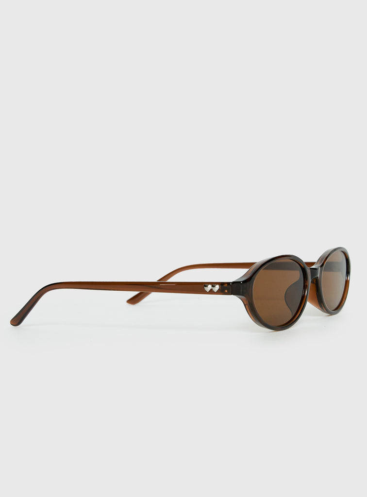 Captivation Oval Sunglasses Brown | Princess Polly