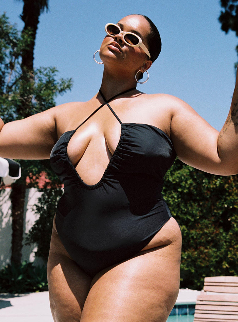 Fern One Piece Black Curve