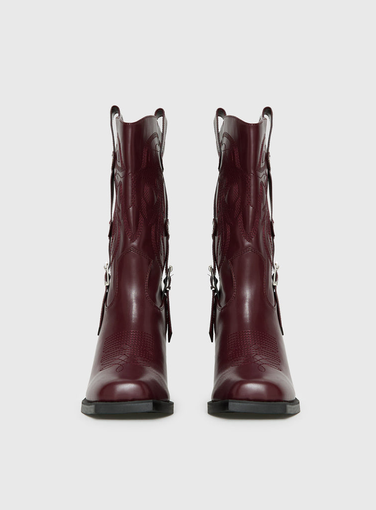 burgundy dress boots for women Women's smooth chelsea boot with medium heel in burgundy-coloured leather notch vegan leather boots by SaintG will keep you looking stylish all year long ALDO Women's Selora Knee-high Boots