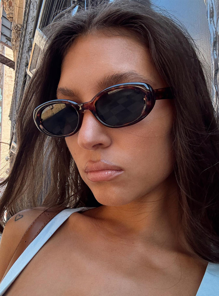 BEENNA-SUNGLASSES-  display picture 1