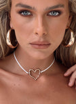 Necklace Choker style Gold toned Heart pendant Lobster clasp fastening