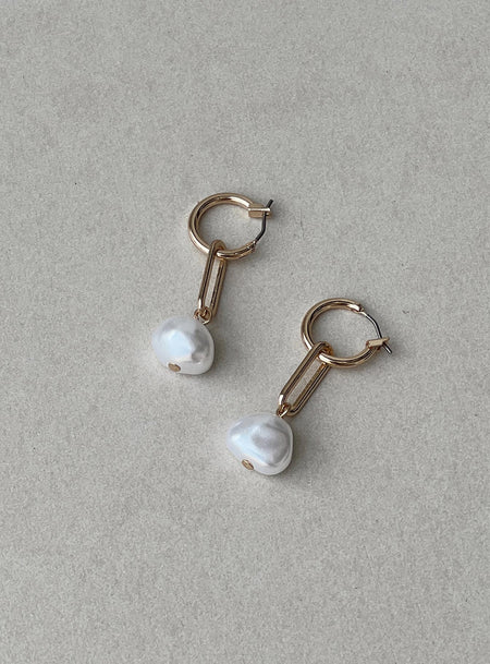 Alda Earrings Gold / White