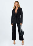 Blazer Glittery material Lapen collar Twin front pockets Button detail at cuff