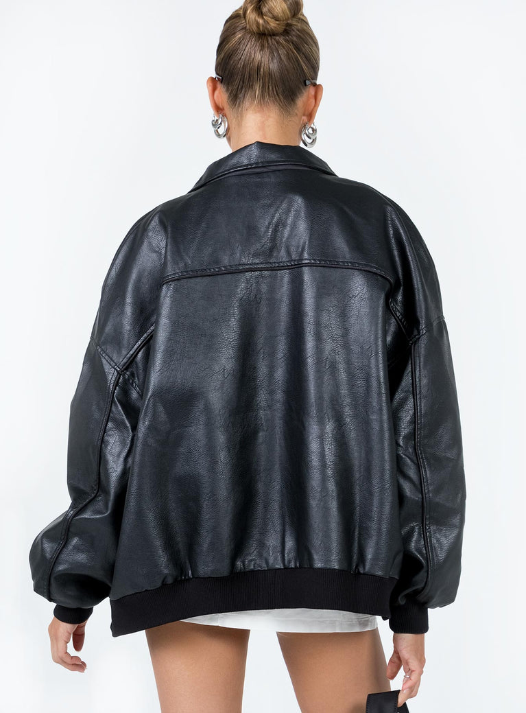 Bomber jacket  Oversized fit  Main: 55% rayon 45% polyester  Lining: 100% polyester  Faux leather material  Classic collar  Zip front fastening  Ribbed waistband & cuffs  Twin hip pockets 
