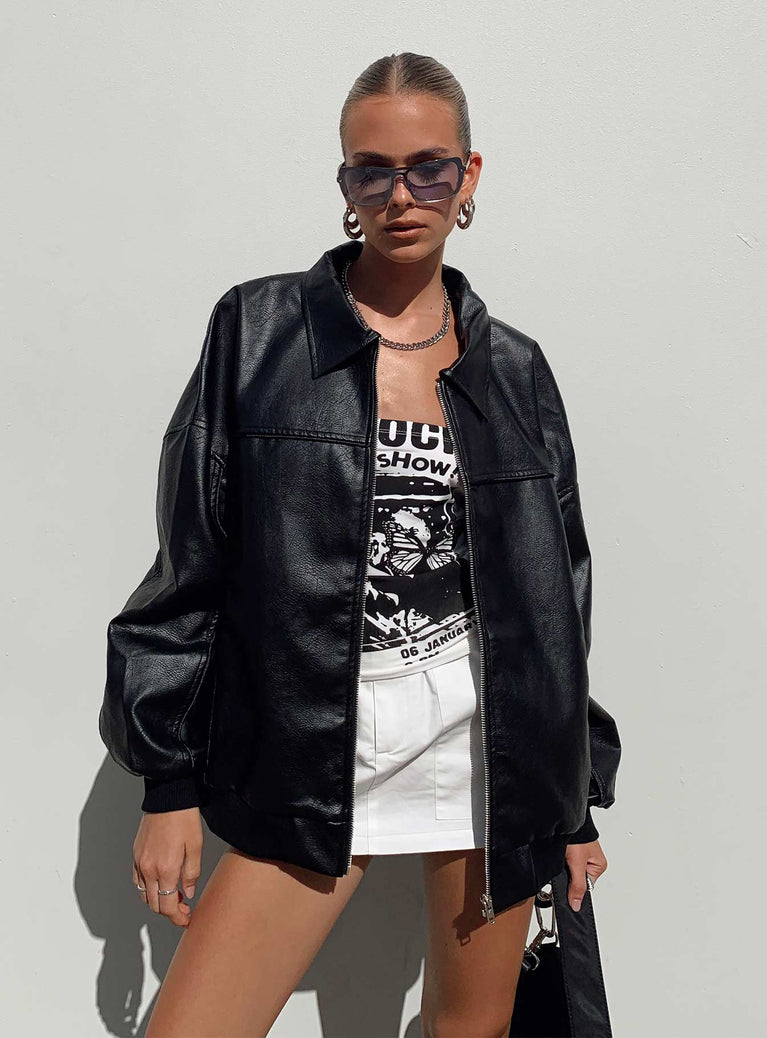 Bomber jacket  Oversized fit  Main: 55% rayon 45% polyester  Lining: 100% polyester  Faux leather material  Classic collar  Zip front fastening  Ribbed waistband & cuffs  Twin hip pockets 