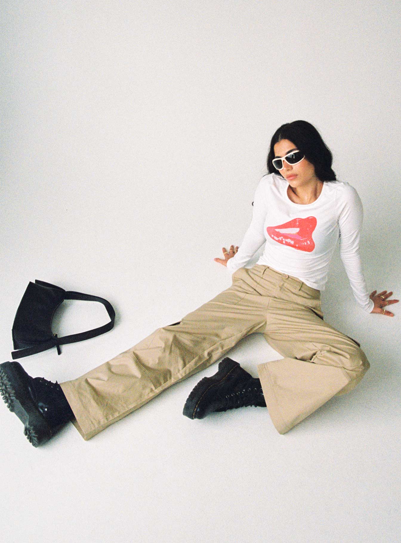 product Princess Polly High Waisted Pants High Waisted Pants High Waisted Pants  Luna Mid Rise Cargo Pants Beige Petite