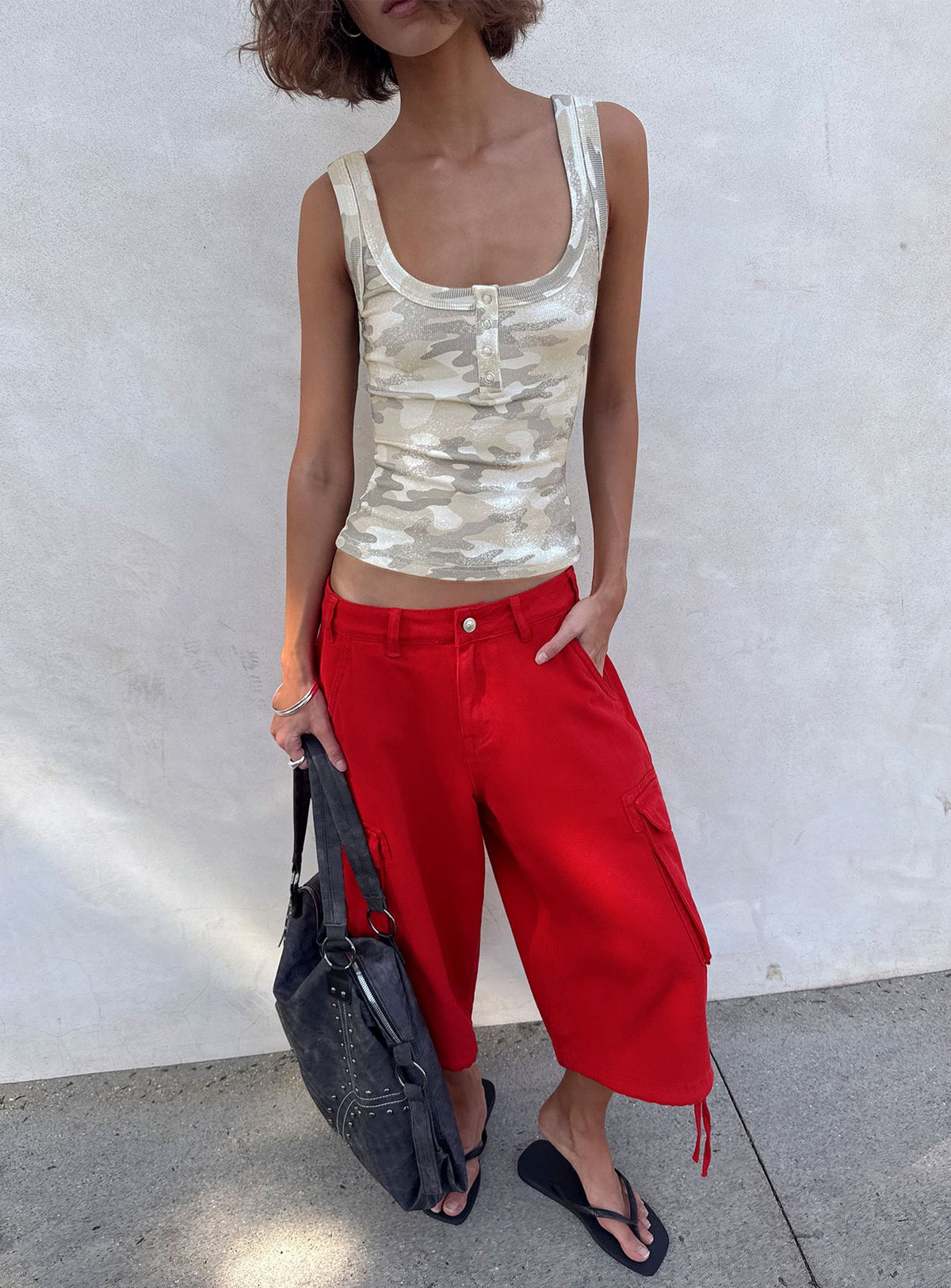Hudsen Longline Cargo Shorts Red