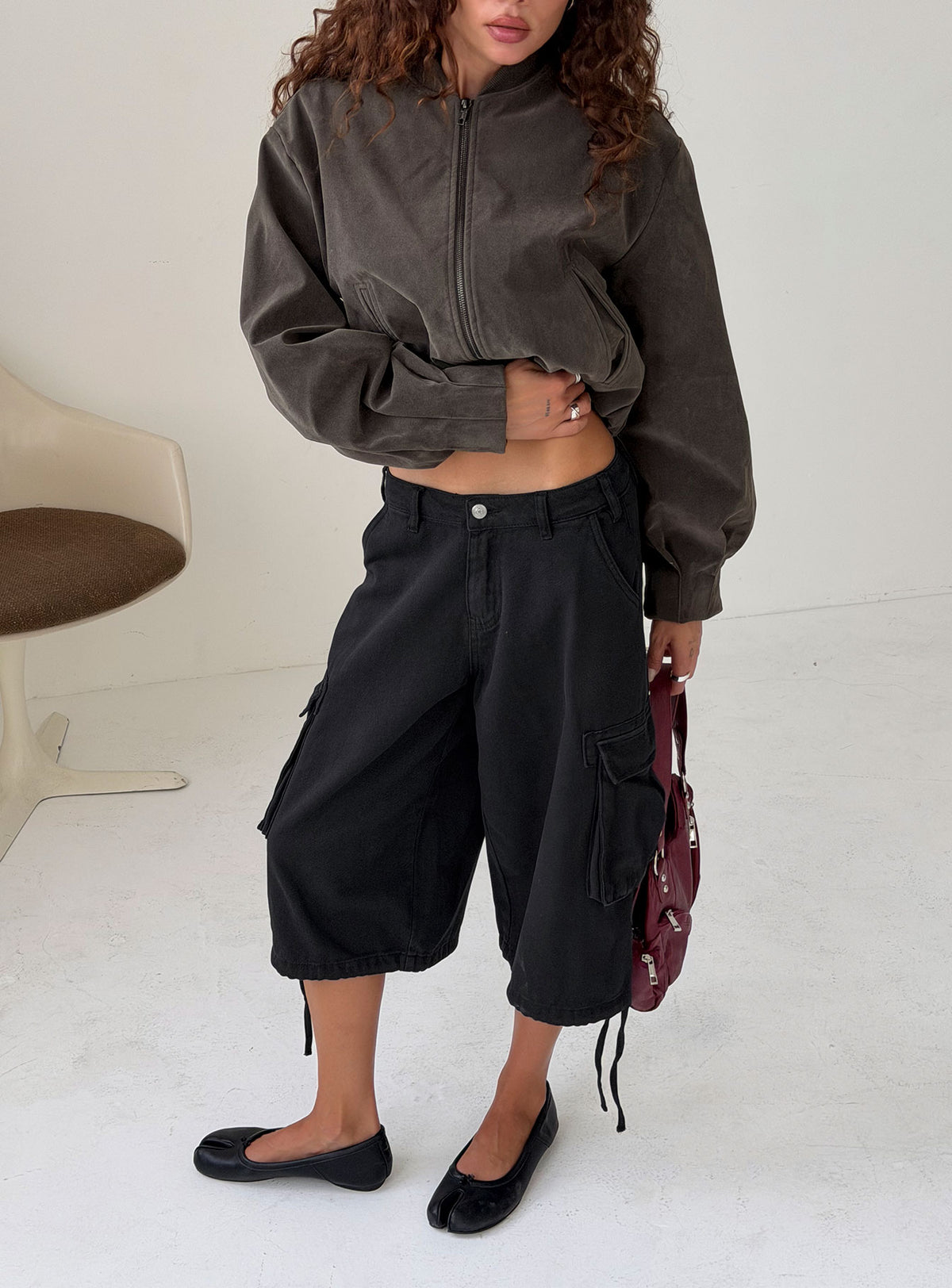 Hudsen Longline Cargo Shorts Washed Black Petite