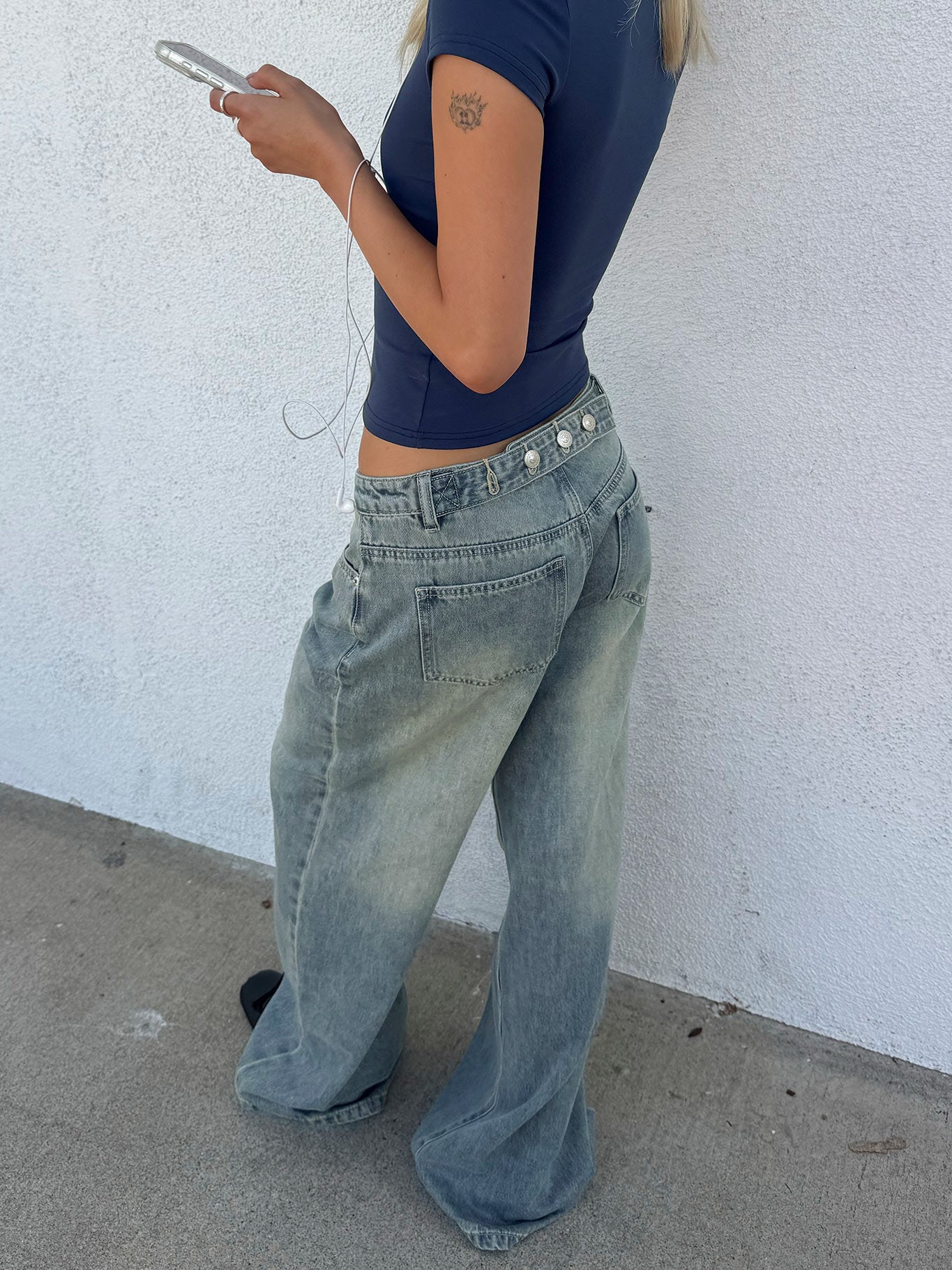 Karlos Low Rise Cinched Baggy Jeans Vintage Mid Blue Wash