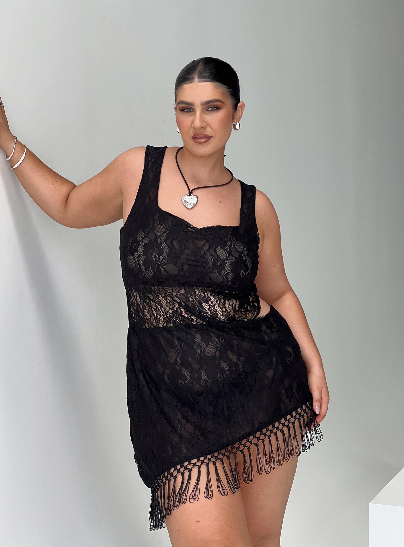 Dakarie lace mini dress black curve