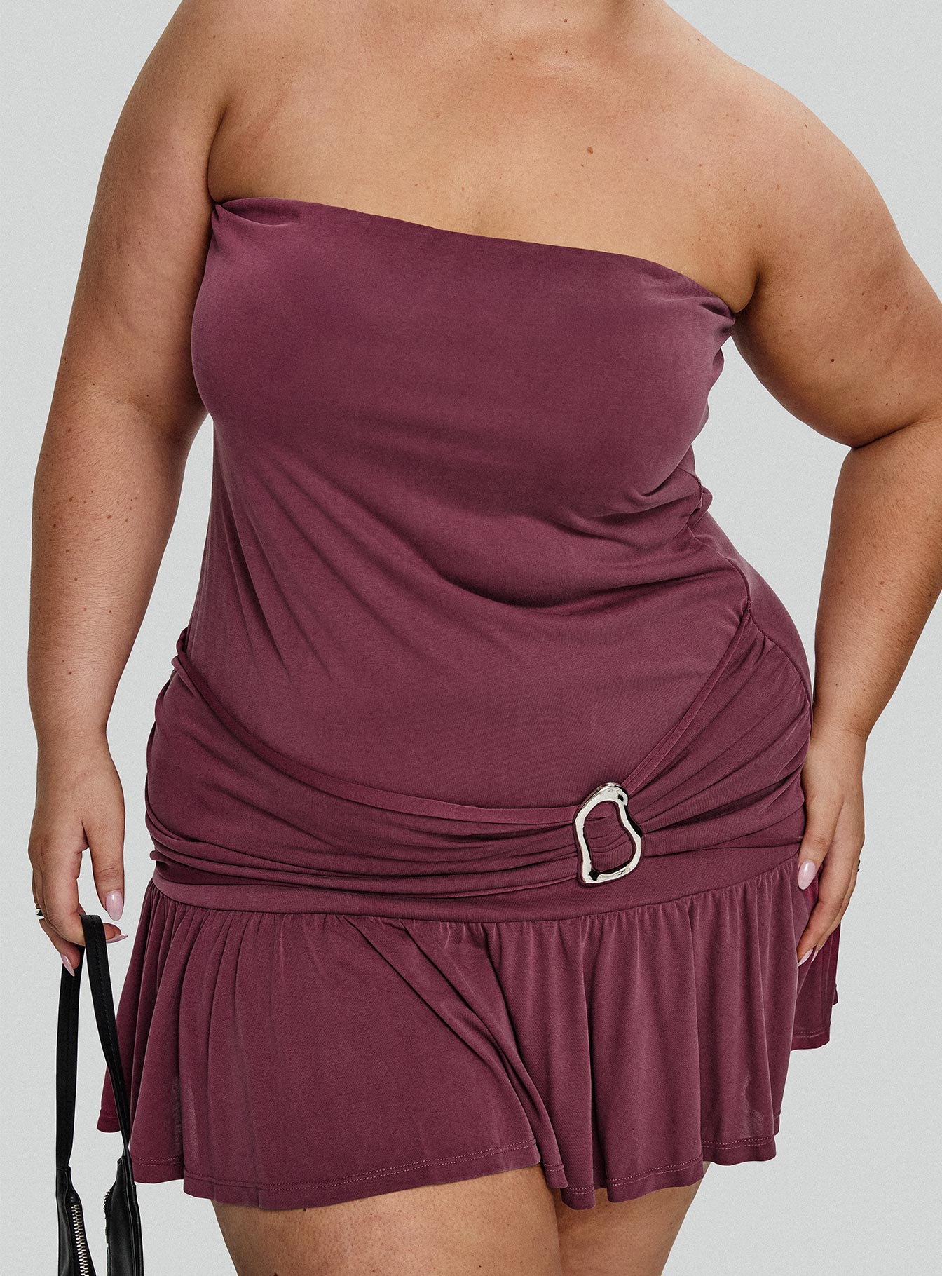 Love Lingers Strapless Mini Dress Burgundy Curve | Princess Polly Love Lingers Strapless Mini Dress Burgundy Curve | Princess Polly