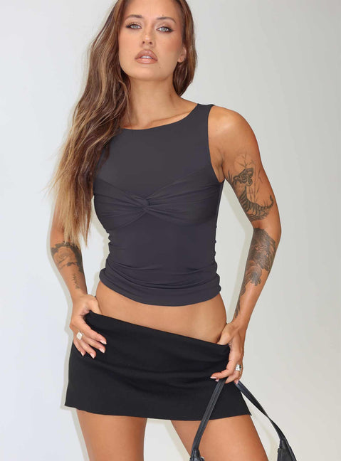 Sparky Mid Rise Skort Black
