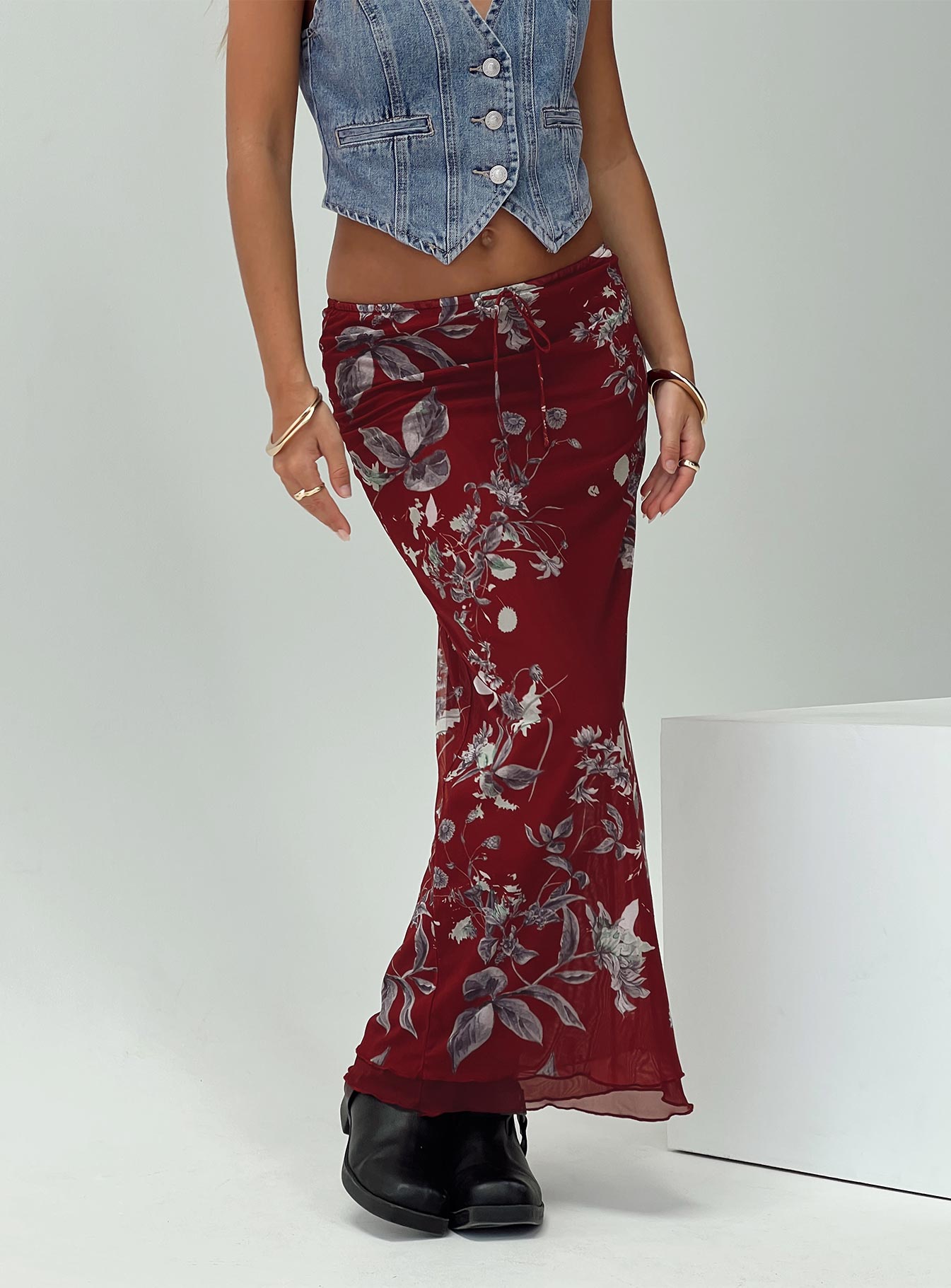 Buchan maxi skirt red floral