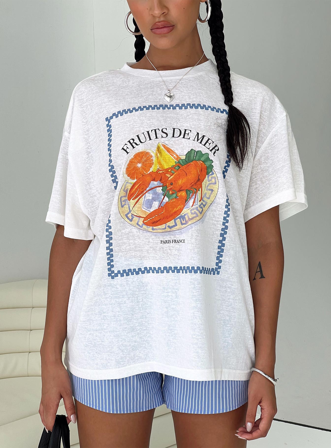 Larry lobster oversized tee white