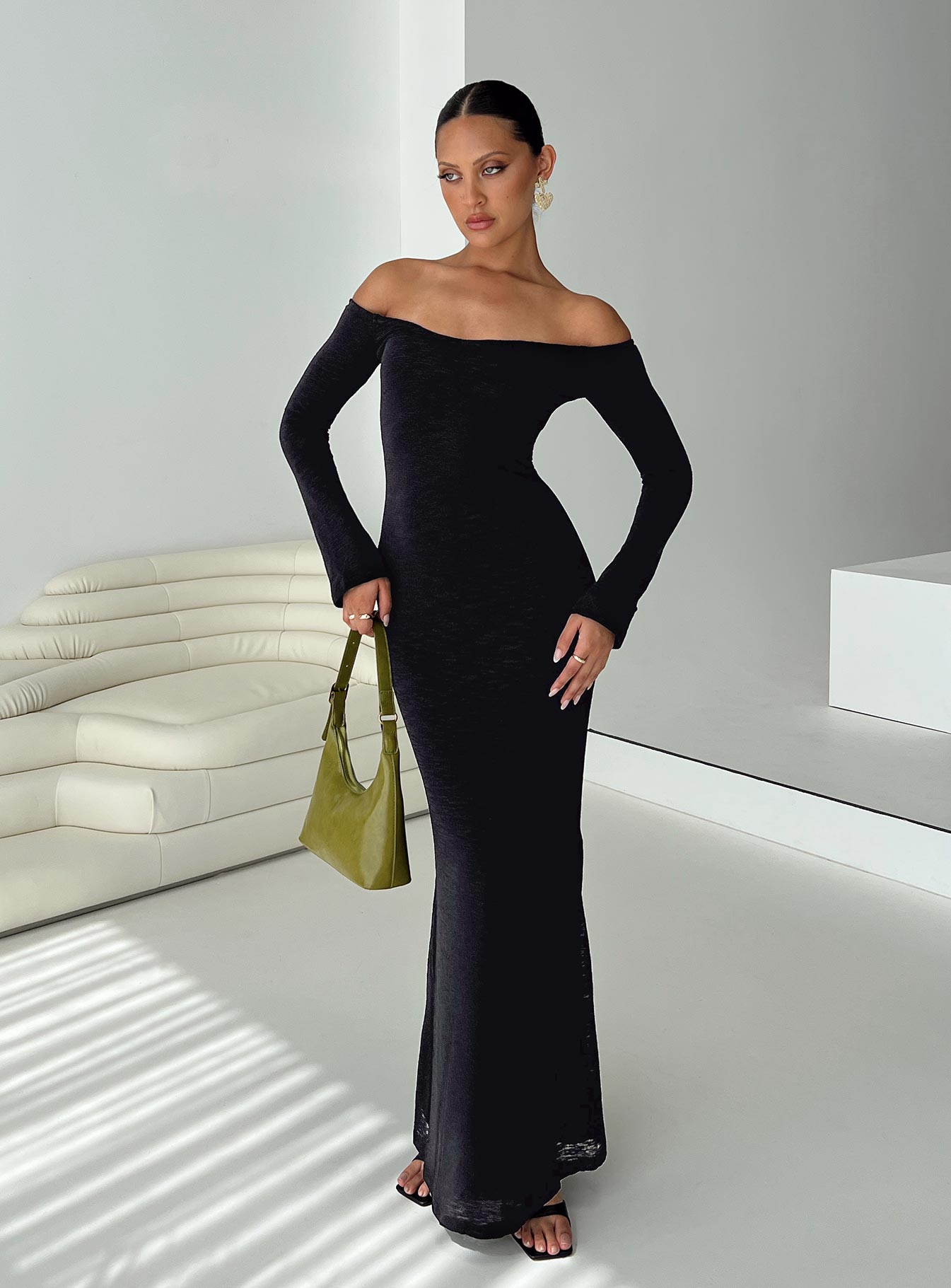 Korey off the shoulder maxi dress black