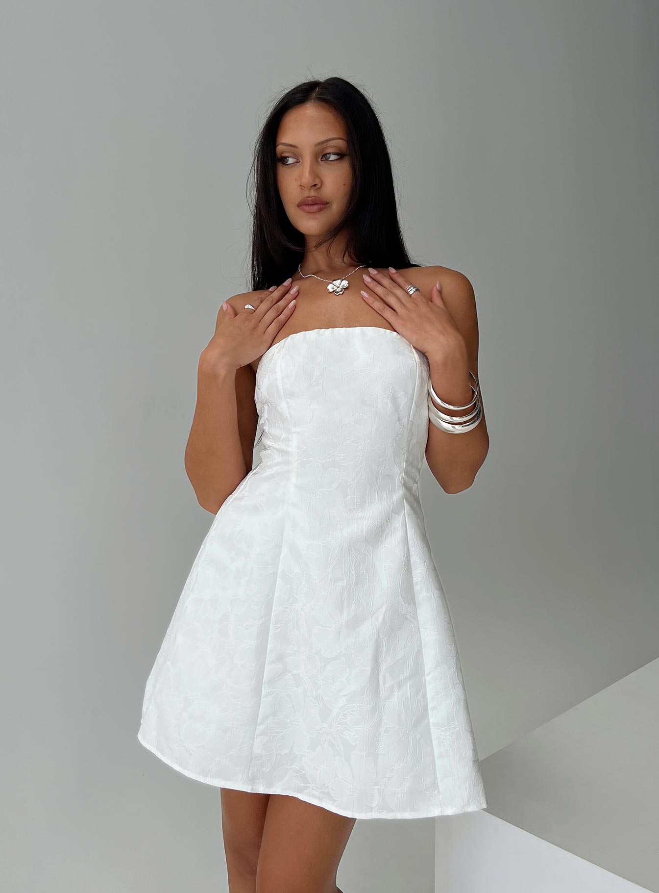 Picard strapless mini dress white