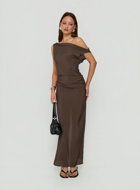 Sweetheart Off Shoulder Maxi Dress Chocolate