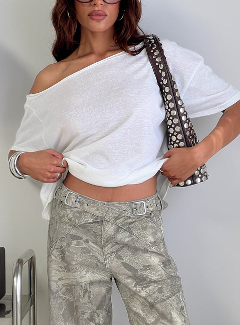 Winny Off Shoulder Tee White