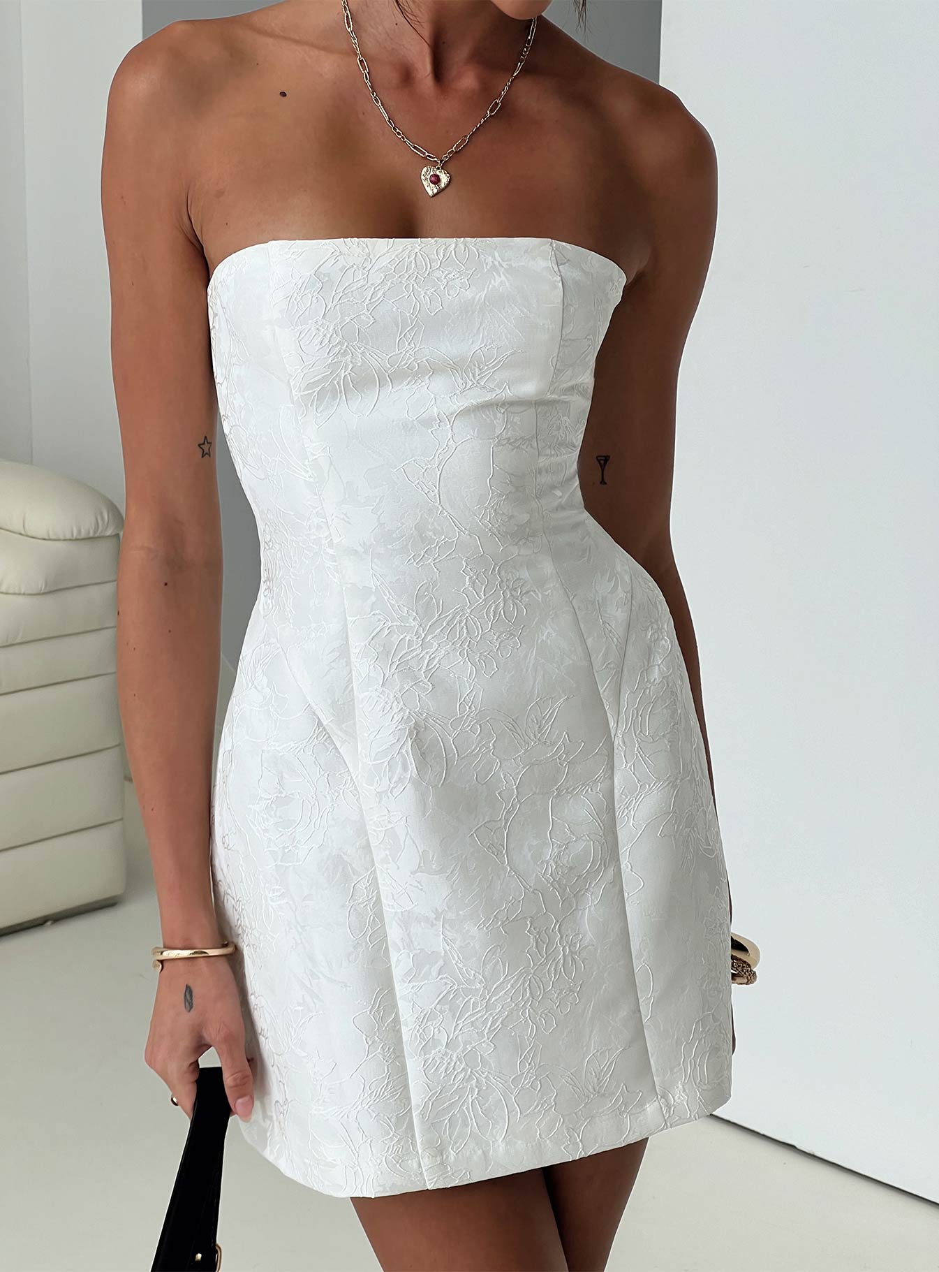 white sparkly dress short A Line Sequined One Shoulder Homecoming Dress, Prom – trendtydresses 1x Women Dress YGroup_Lily_Heel Color:Macaw Green Sparkly Green Christmas Dress