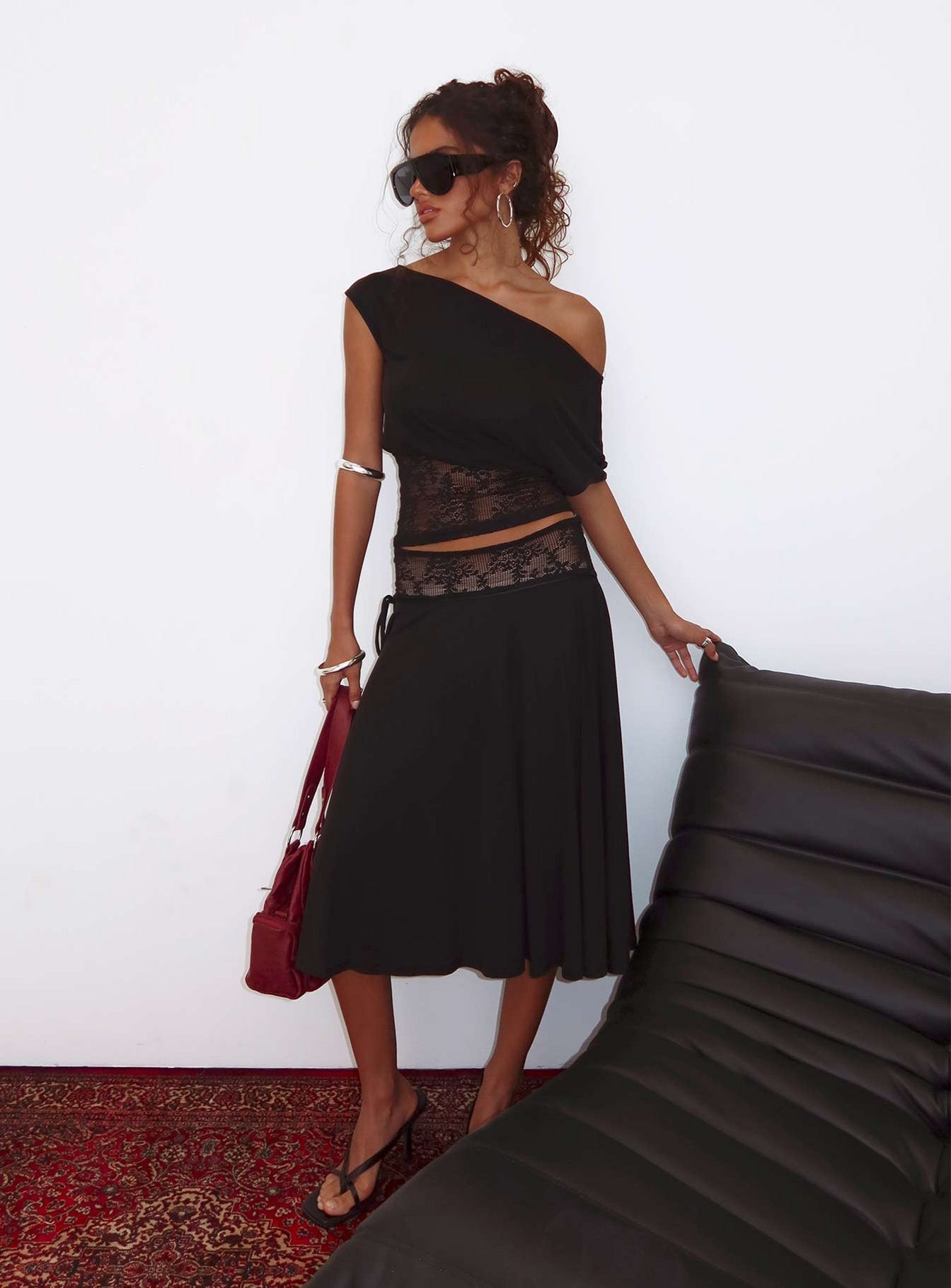 Marienna Lace Midi Skirt / Black