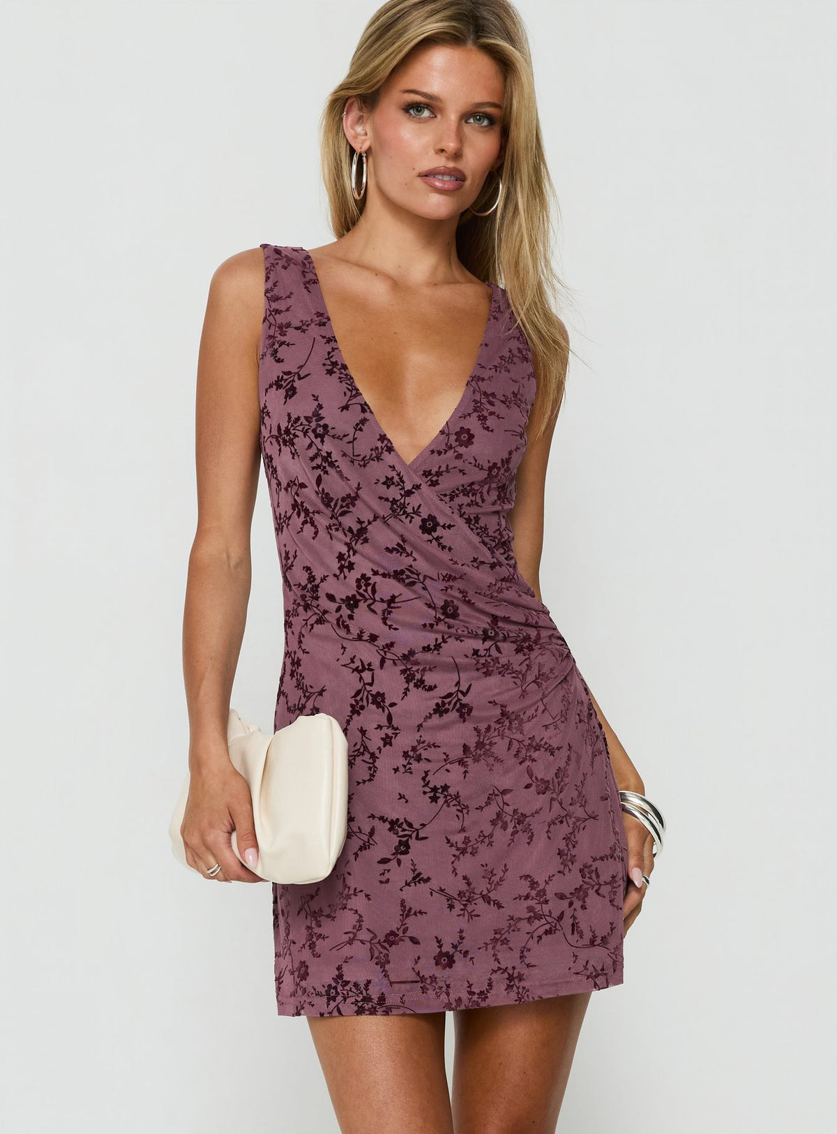 Dawsonne Plunge Neck Twist Front Mini Dress Plum Floral