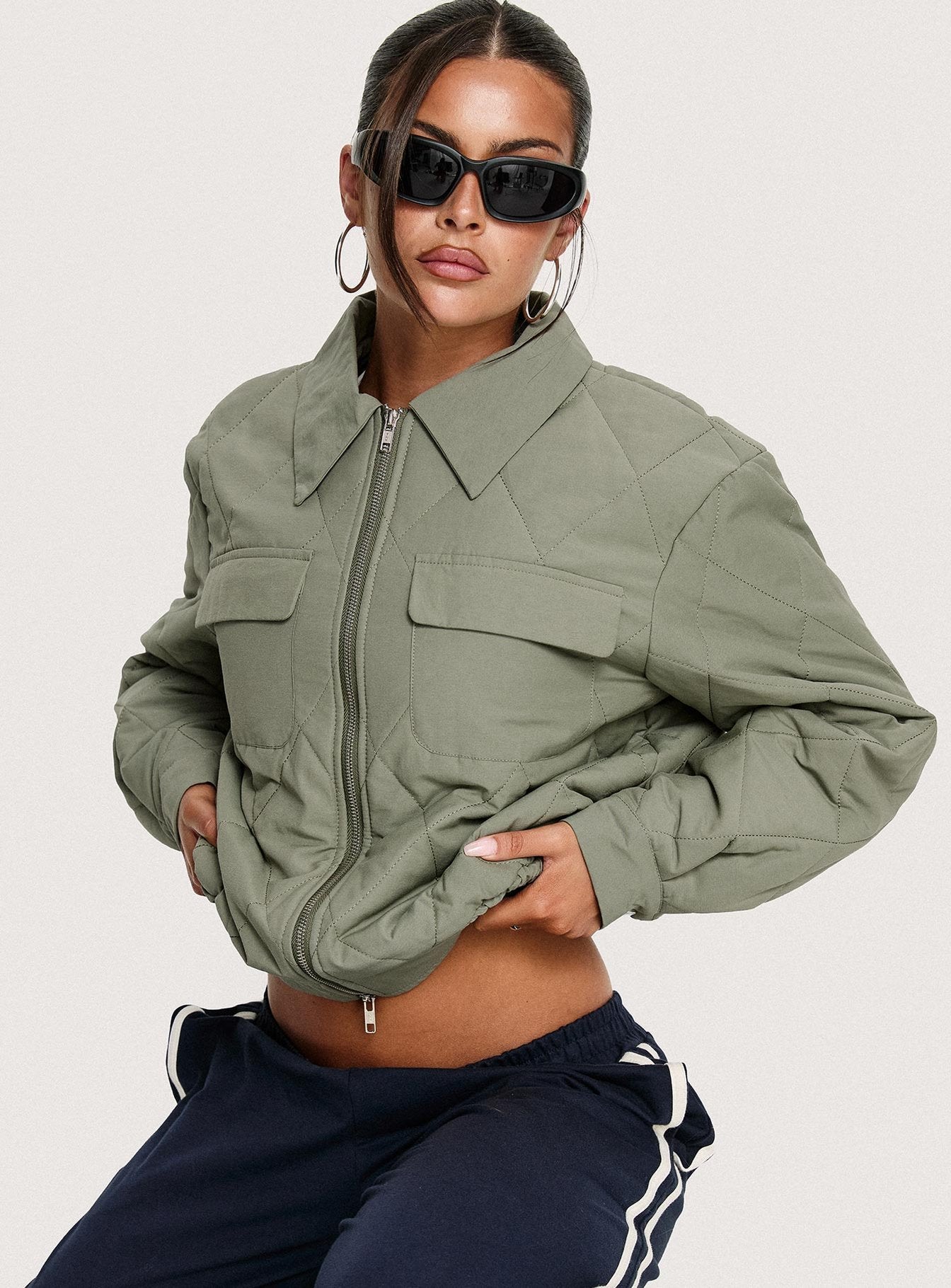 Baby Born カーキ ミリタリージャケット　ギミック　レディース Denvar Quilted Bomber Jacket Green | Princess Polly