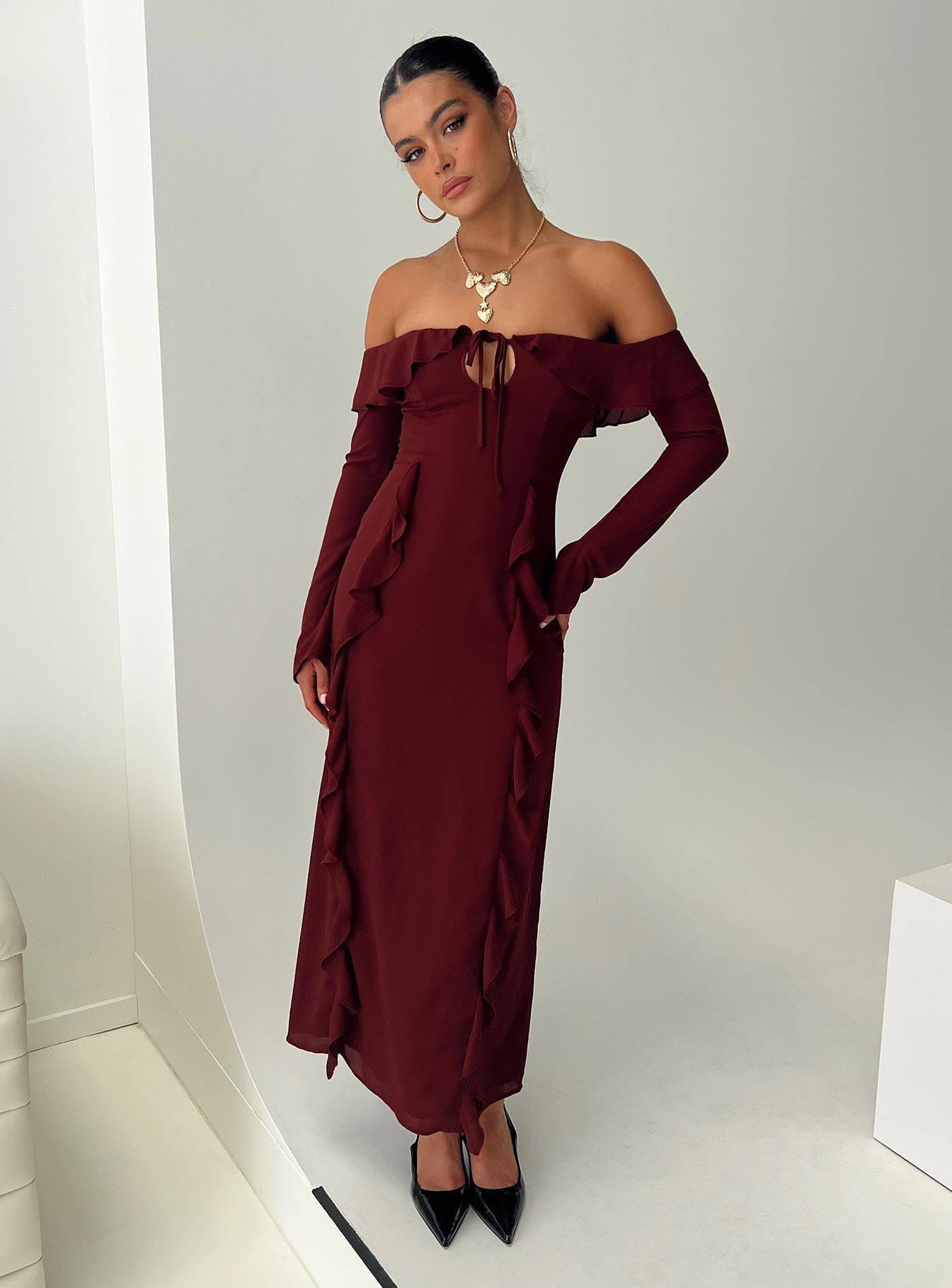 product Princess Polly Asymmetric Neckline  Molins Off The Shoulder Maxi Dress Burgundy