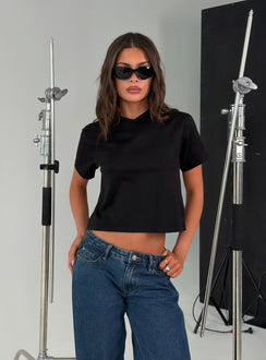 Dealia High V Boxy Tee Black