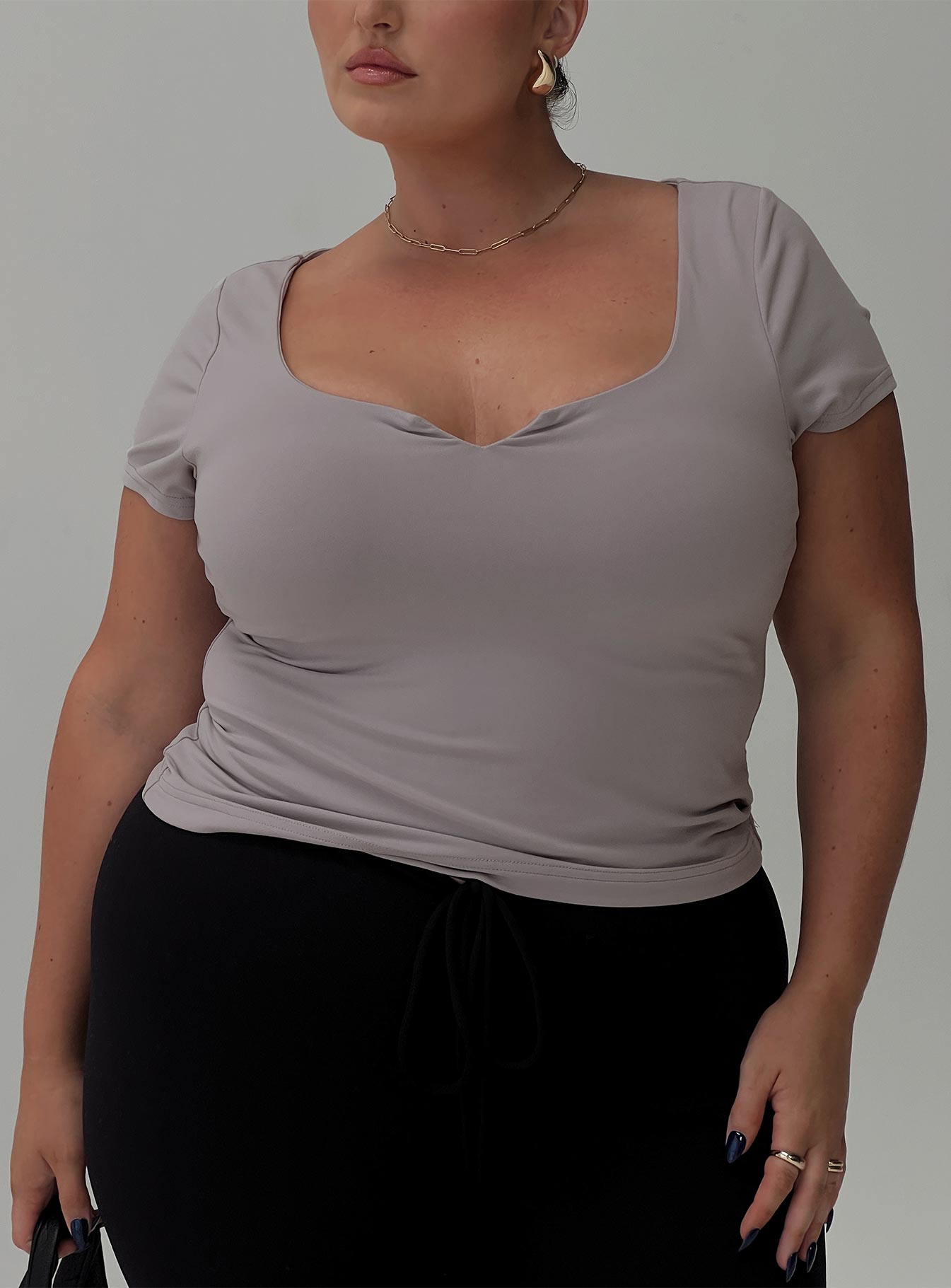 Serenie top grey curve