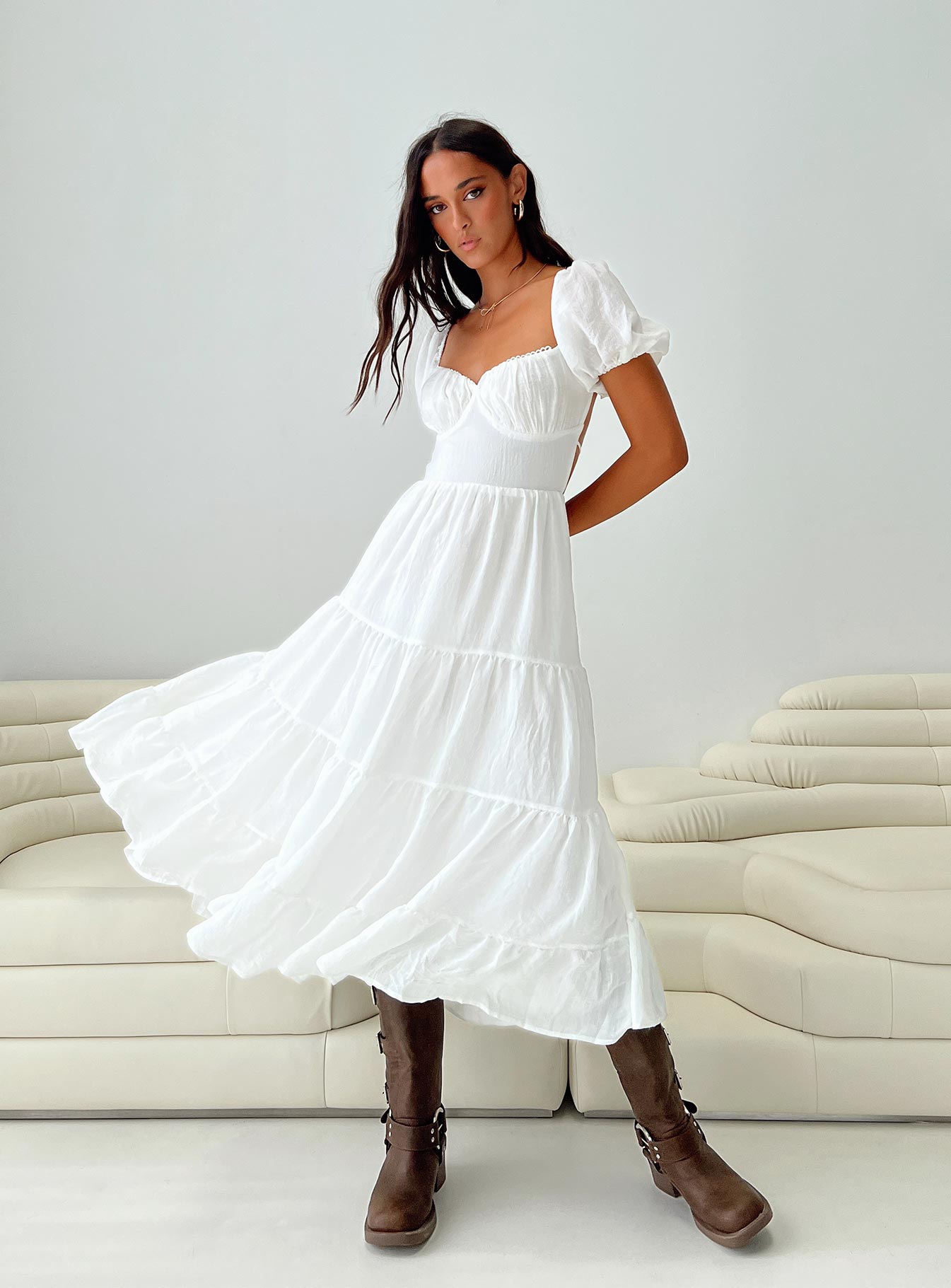 White dress midi outlet length