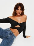 Black Long sleeve top  Slim fitting, sweetheart neckline, twin twist detail at bust & waist  Good stretch, partially lined 