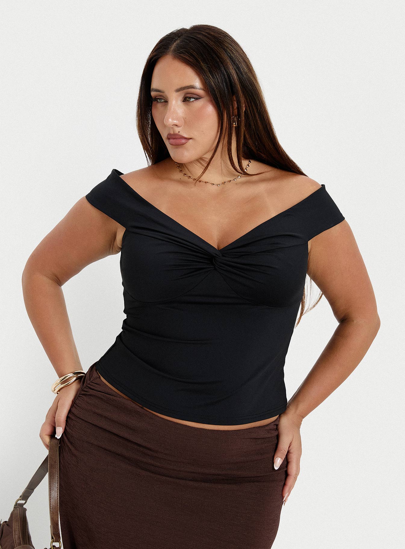 Maxeina Off Shoulder Twist Top Black Curve