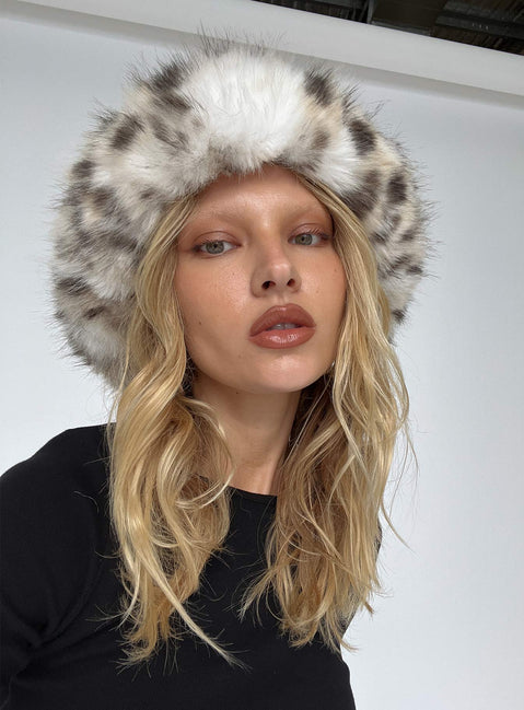Blizzard Fluffy Hat Dalmation