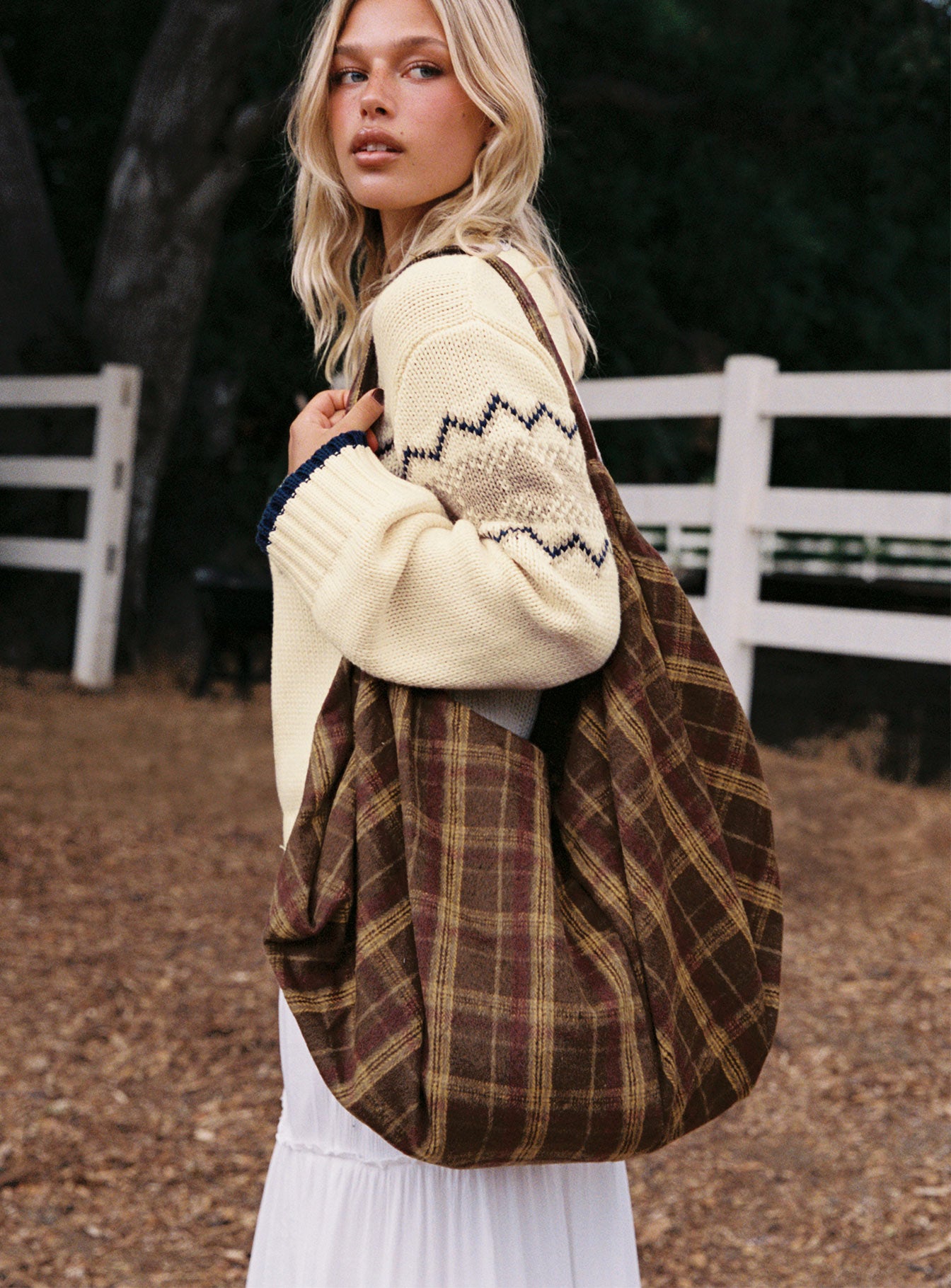 【APERTY】Sサイズ WIDE BAG TARTAN BROWN Sonora Oversized Tote Bag Brown Check | Princess Polly