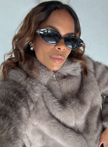 2x Princess Polly Rectangular Sunglasses in Black and Cream with Gold Accents Indi Sunglasses Black / Gold | Princess Polly main image 2