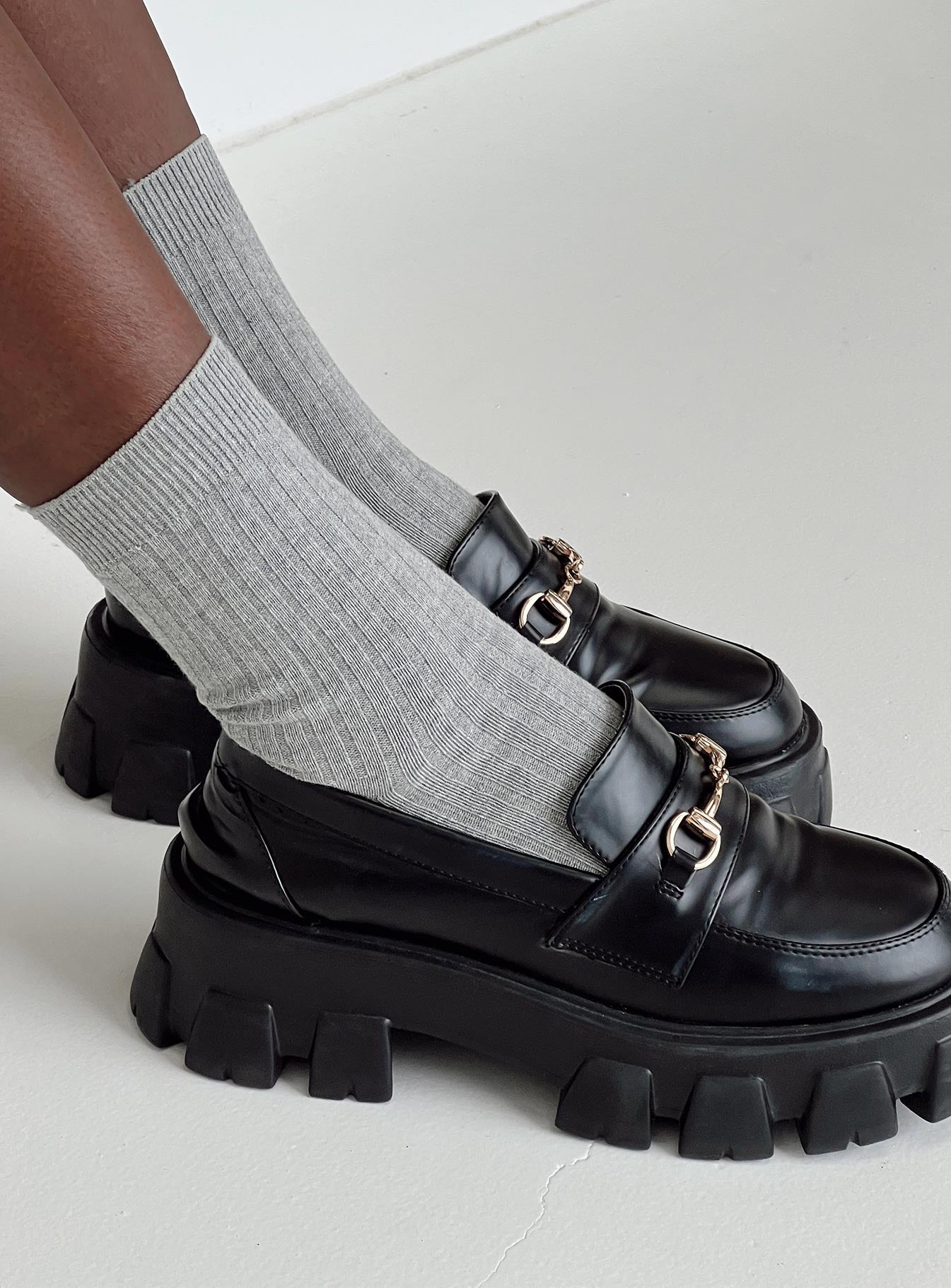 Crew socks Ribbed design Good stretch