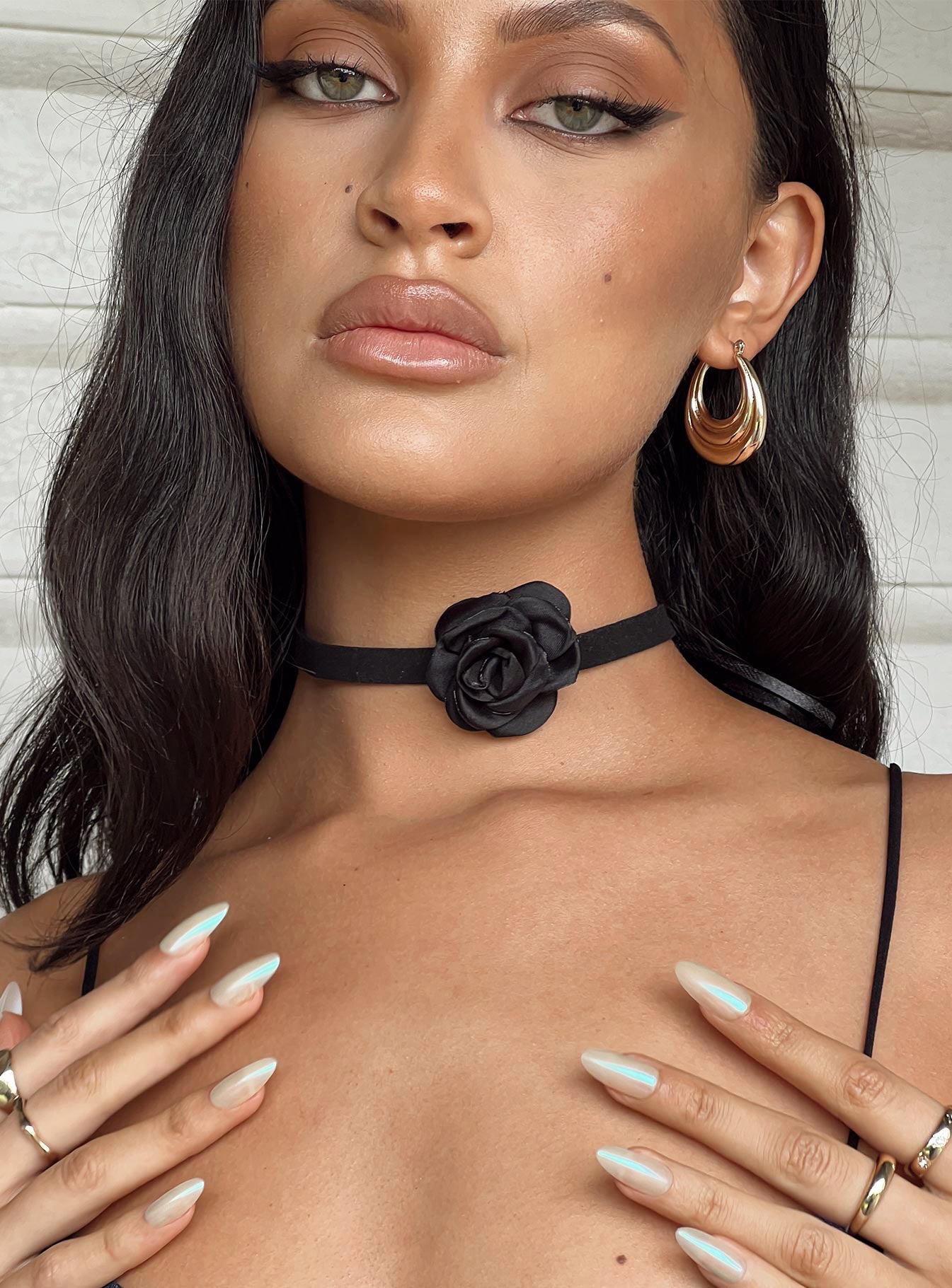 Neck choker clearance tie