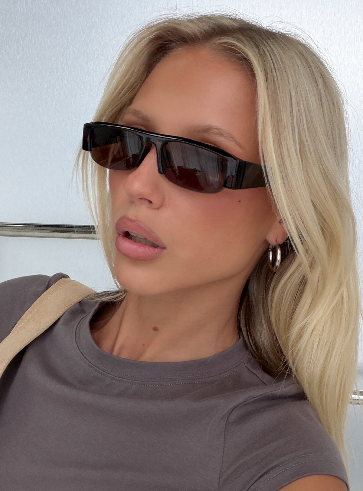 Elzie Rectangle Sunglasses Brown / Tort