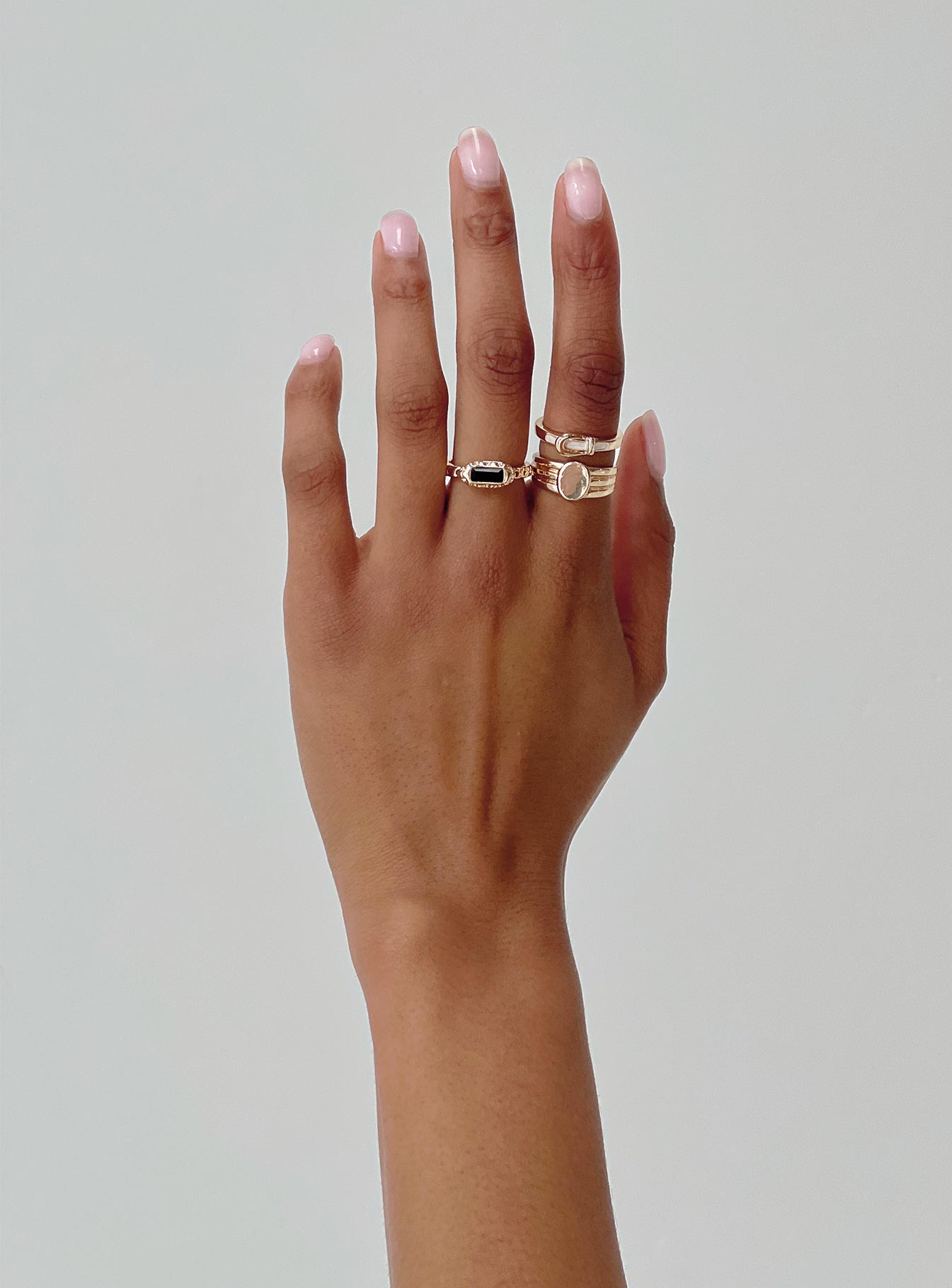 Gold-toned ring pack Pack of three, gemstone detail, lightweight