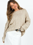 Sweater Cable knit material Drop shoulder Good stretch