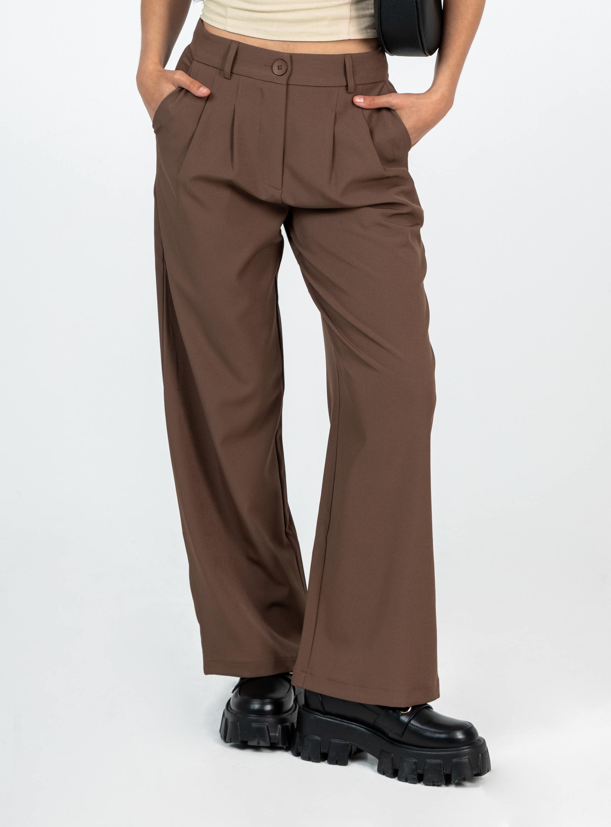 Archer pants brown petite