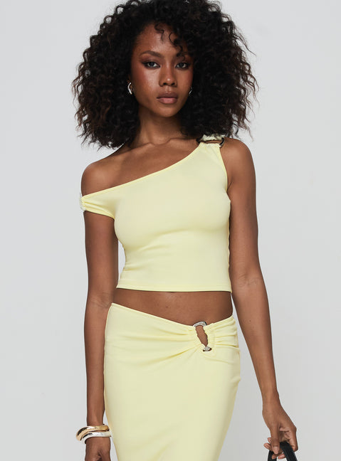 front view of model wearing Princess Polly Rios One Shoulder Top Cream Sleeveless Asymmetric Neckline 