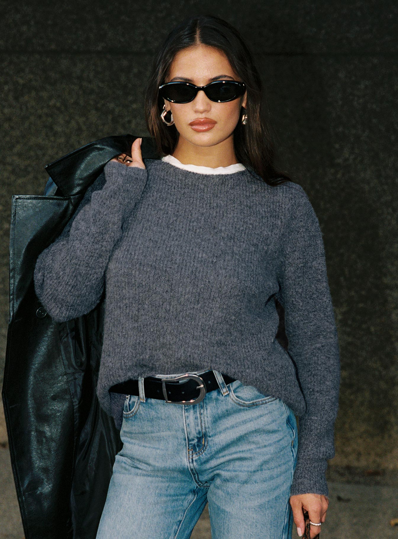 I am I  ループボアニット Lachlynn Oversized Knit Sweater Charcoal Marle | Princess Polly