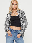 Plaid shirt Classic collar, button fastening at front, faux chest pocket, single button cuff, curved hem Non-stretch material, unlined 