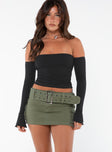 Low rise mini skirt Hook and zip fastening, removable waist belt, oversized buckle, silver-toned eyelets , twin side pockets 