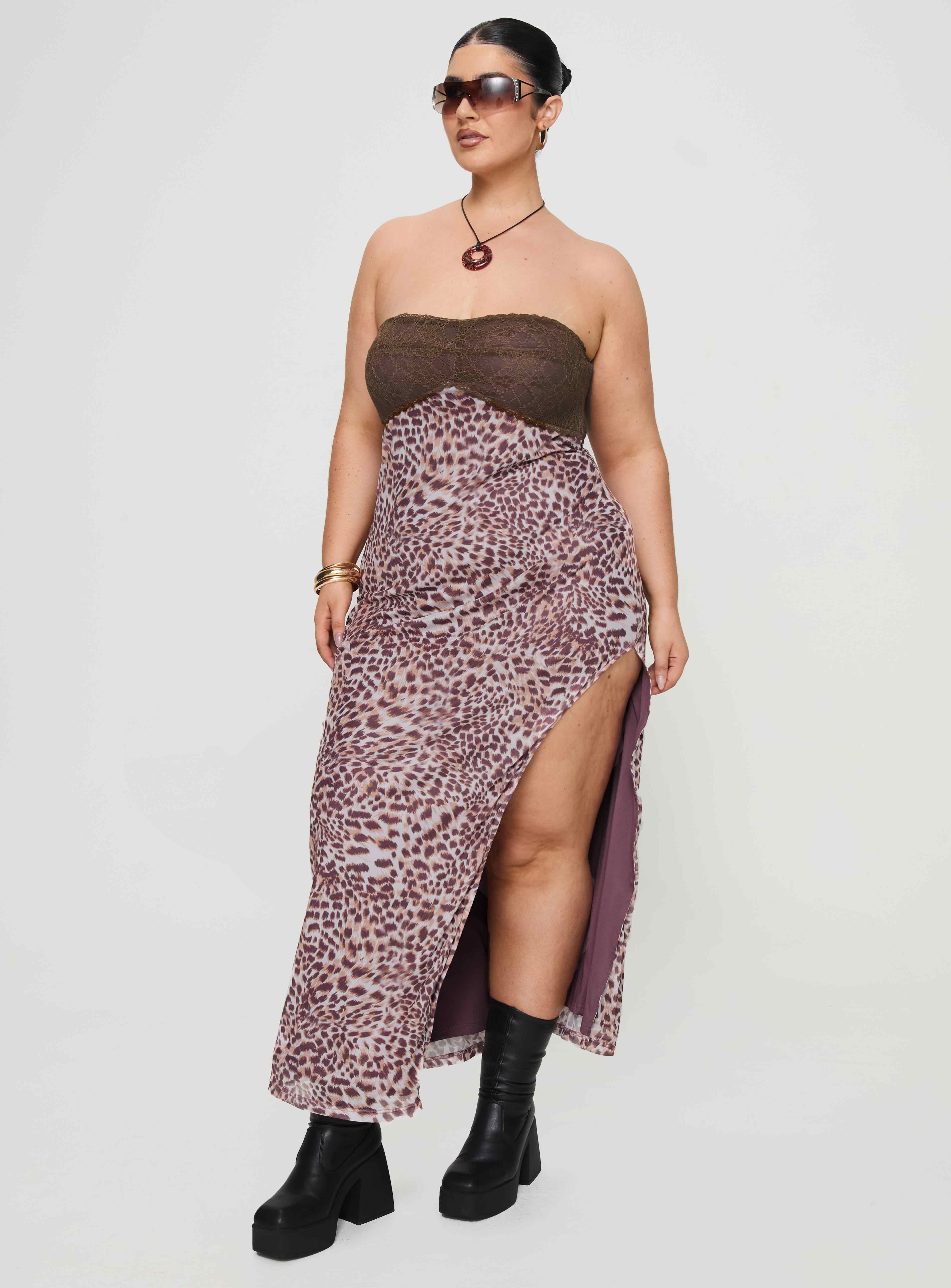 Raidein strapless maxi dress leopard curve